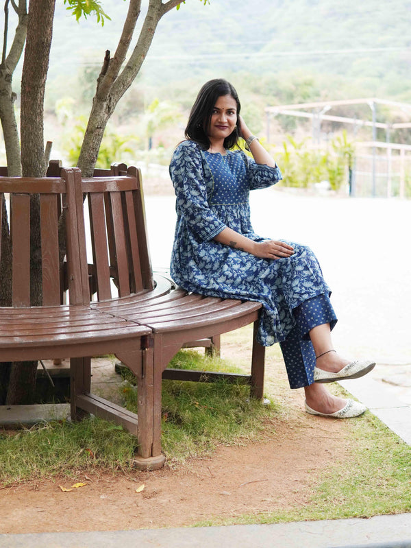 Ajrakh Lotus Soft Mul Cotton Cord Set - Indigo