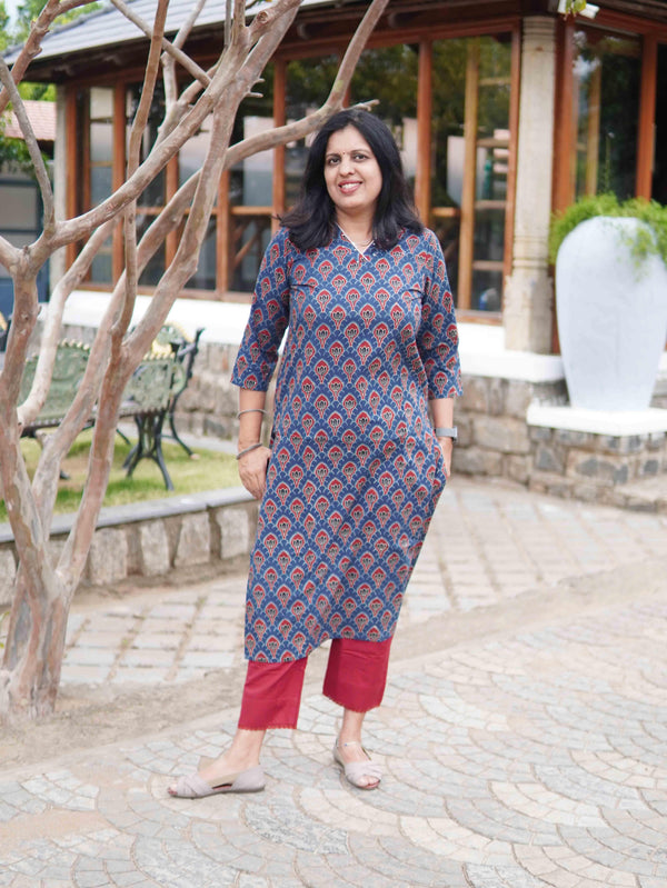 Ajrakh Block Print Small Lotus Cotton Kurta - Indigo