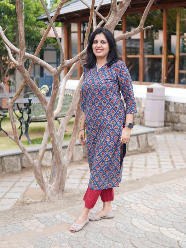Ajrakh Block Print Small Lotus Cotton Kurta - Indigo