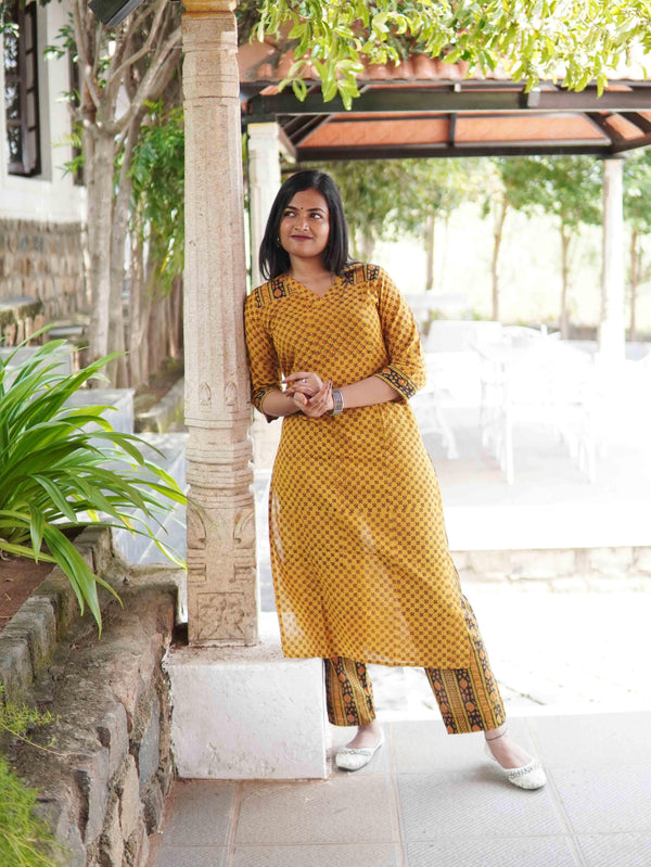 Ajrakh star Soft Mul Cotton Cord Set - Mustard