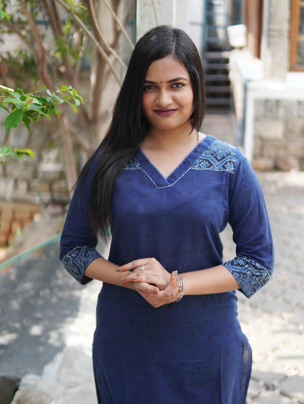 Ajrakh dots Soft Mul Cotton Cord Set - indigo