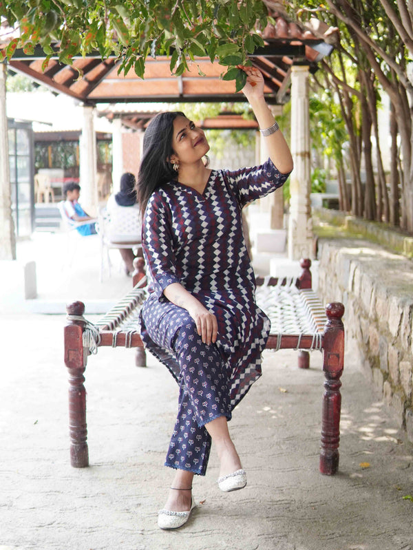 Ajrakh Diamond Soft Mul Cotton Cord Set - Black & Red