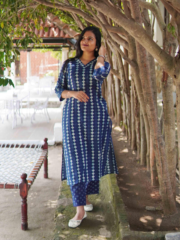 Ajrakh Mul Cotton Kurta ( One Piece ) - Diamond Indigo