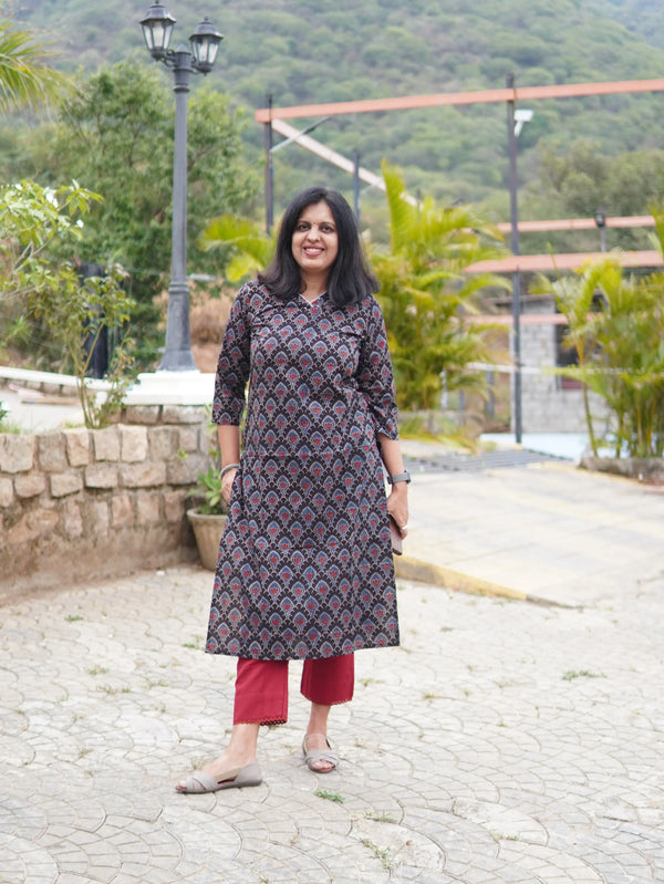 Ajrakh Block Print Small Lotus Cotton Kurta -Black