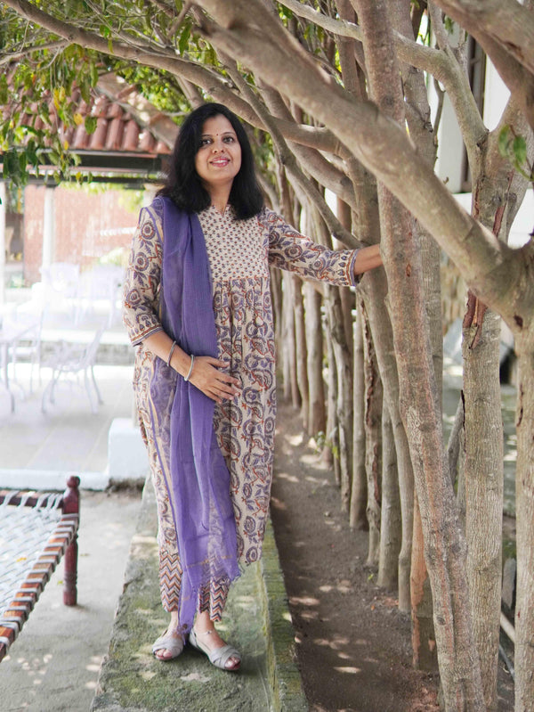 Ajrakh Floral Soft Mul Cotton Cord Set- Off White