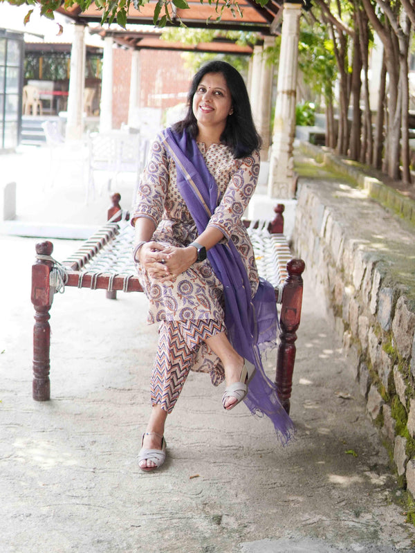 Ajrakh Floral Soft Mul Cotton Cord Set- Off White