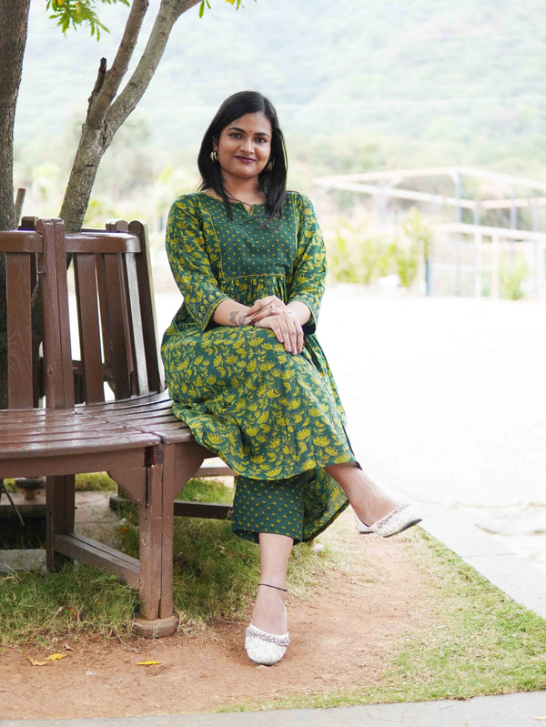 Ajrakh Lotus Soft Mul Cotton Cord Set - Green