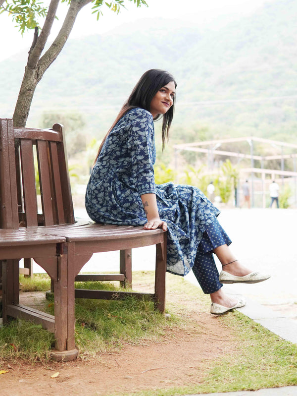 Ajrakh Lotus Soft Mul Cotton Cord Set - Indigo